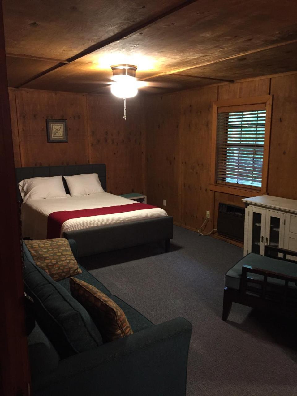 Garfield The Sugar Creek Retreat Bed & Breakfast エクステリア 写真