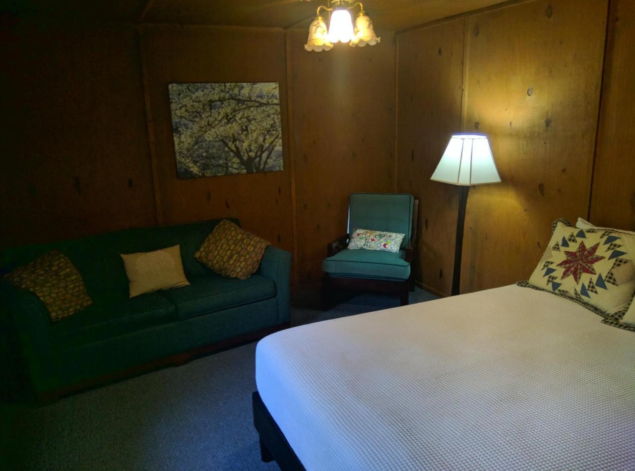 Garfield The Sugar Creek Retreat Bed & Breakfast エクステリア 写真